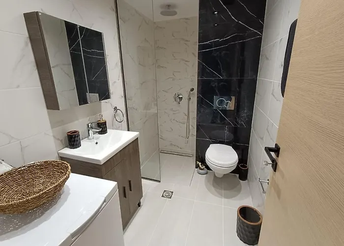 Seven Palms Апартаменты *